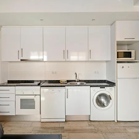 Sants Апартаменты Барселона